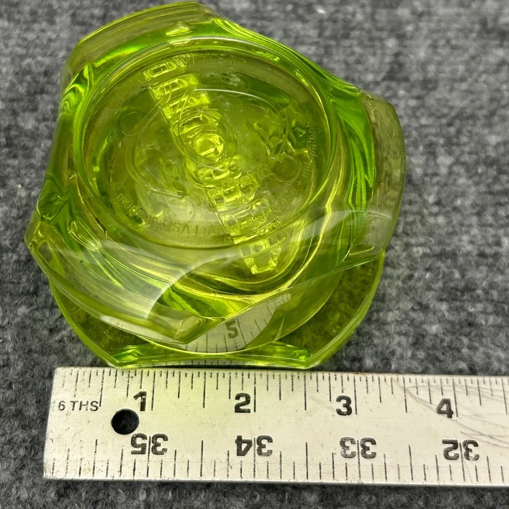 Nextrend Garlic Twister G2 Manual Mincer Lime Green Made in USA Kitchen Tool